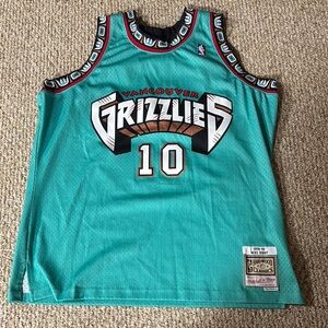 Mitchell & Ness Vancouver Grizzlies Mike Bibby Jersey